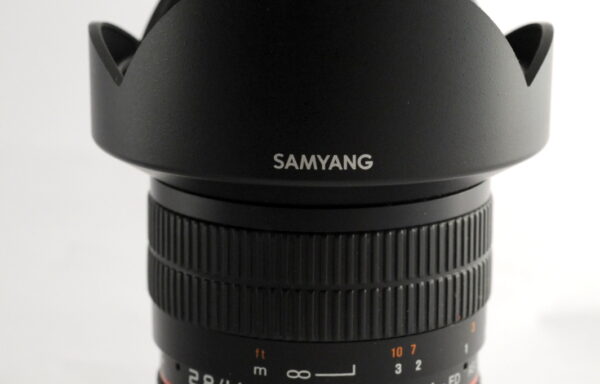 Obiettivo Samyang ED AS IF UMC 14mm F/2.8 per Nikon