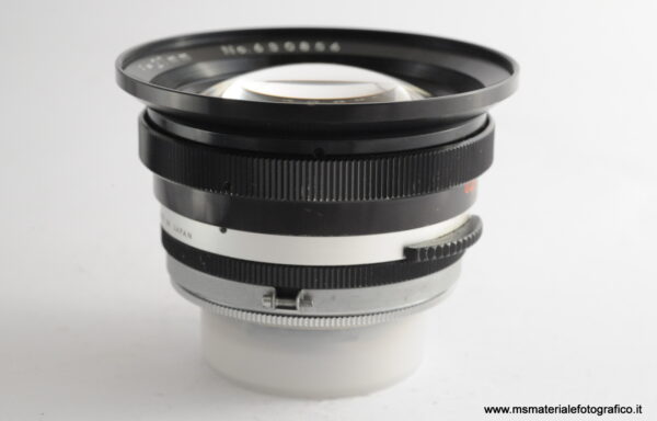 Obiettivo Tamron 21mm f/4,5 per Nikon F