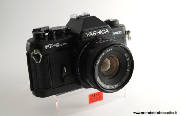KIT Fotocamera Yashica FX-3 Super 2000 + 50mm f/2