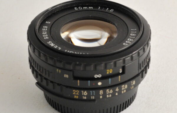 Obiettivo Nikon Series E 50mm f/1.8