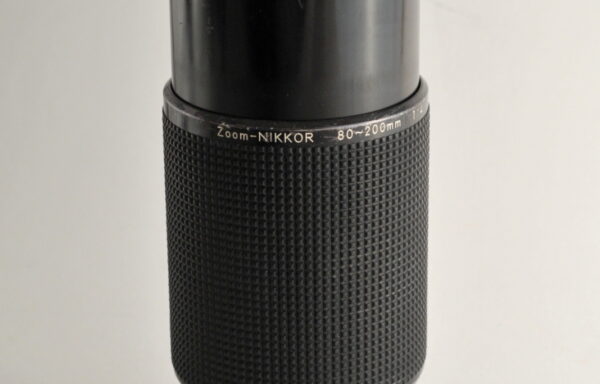 Obiettivo Nikkor AI-S 80-200mm f/4