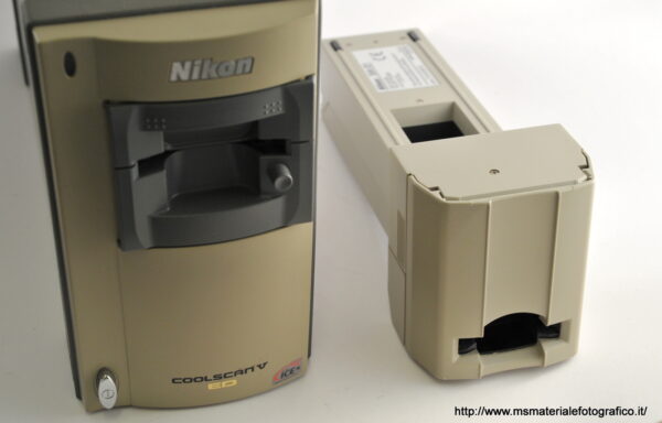 Scanner Nikon LS-50 ED CoolScan V (con accessori originali)