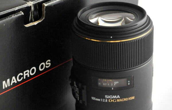 Obiettivo Sigma EX 105mm f/2.8 DG Macro HSM (per Nikon)