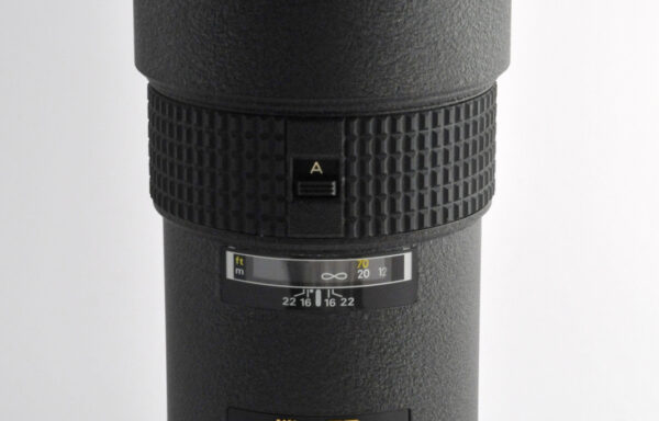 Obiettivo Nikkor AF 180mm f/2.8 D