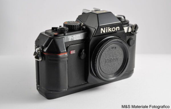Fotocamera Nikon F-301