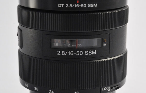 Obiettivo Sony 16-50mm f/2.8 SSM (A-Mount)