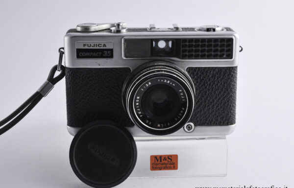 Fotocamera Fujica Compact 35 con Obiettivo 38mm f/2.8