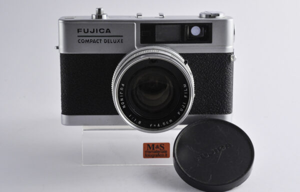 Fotocamera Fujica Compact Deluxe con Obiettivo Fujinon 45mm f/1.8