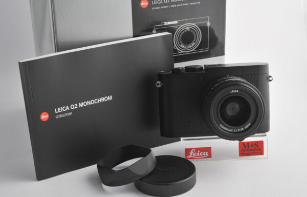Kit Fotocamera Leica Q2 Monochrom Summilux 28mm f/1.7 ASPH.